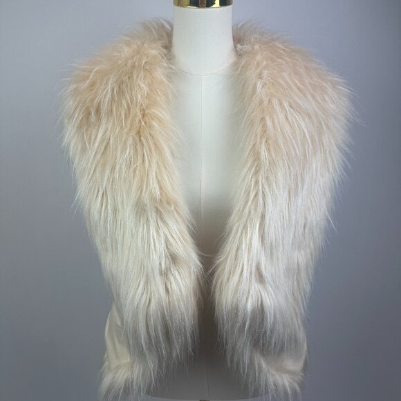 Vera Bradley Jackets & Blazers - Simply Vera - Vera Wang - Front Stole Cream Faux Fur & Suede Vest - S/M